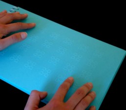 livre de jeu en braille
