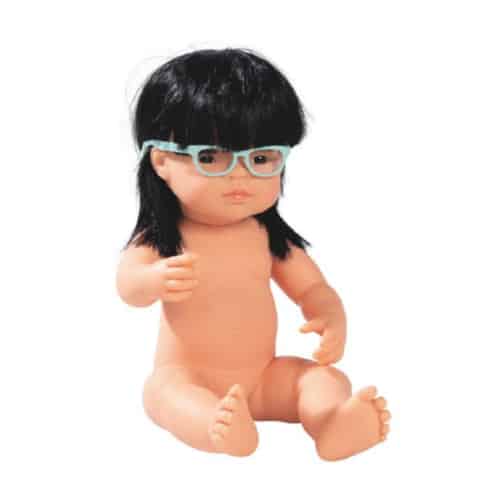 Image d'une poupée inclusive Miniland